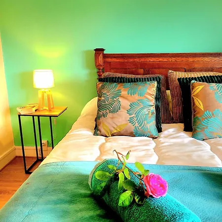 Vakantiehuis La Brainoise Maison Familiale Chaleureuse Avec Jardin Et Sauvage